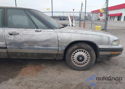 1997 Buick Lesabre Custom z USA, uszkodzony, nr VIN 1G4HP52K5VH415555
